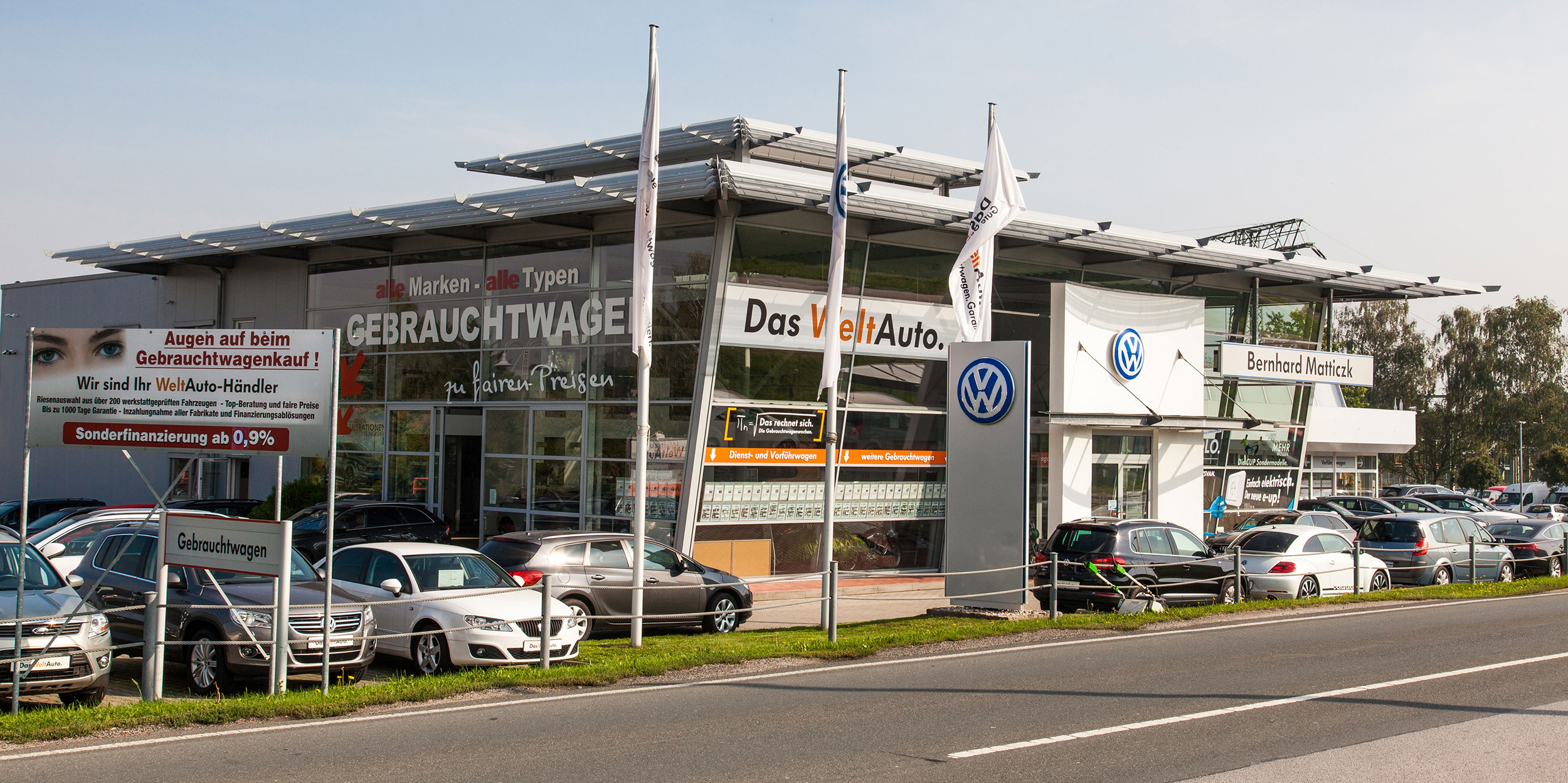 Autohaus Matticzk in Bautzen - Aussenansicht des Autohauses - Volkswagen Händler in Bautzen